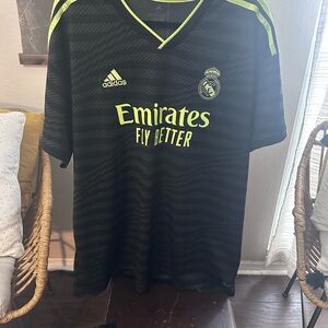 🖤 Adidas Real Madrid Away Jersey 2022/23 – Size 2XL (Like New)